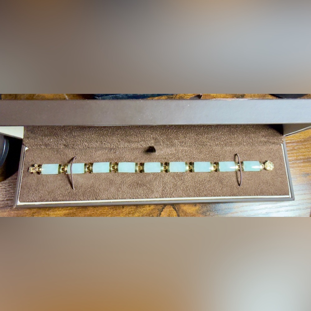 10k Solid Yellow Gold & Pale Jade Bar Link Bracelet Signed HV Vintage